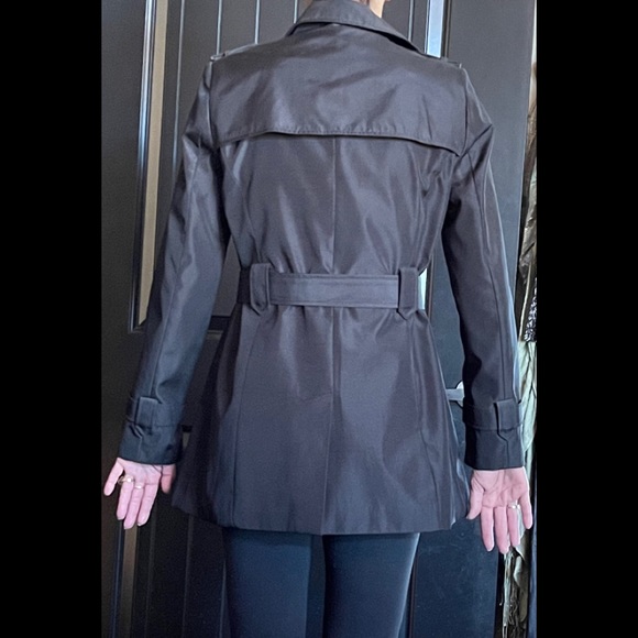 Calvin Klein Spring Coat. Size S or about 8.Black - Picture 5 of 6